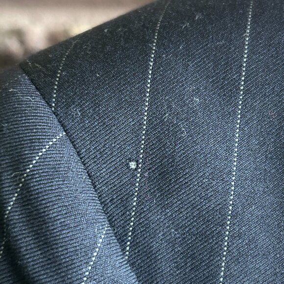 Hart Schaffner Marx Gold Trumpeter Dark Navy Pinstripe Wool Suit Size 42 R - Picture 7 of 12